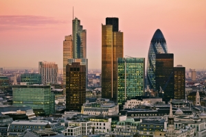 Luxury Home Prices in London fall in Quarter Four Luxury Home Prices in London fall in Quarter Four