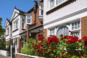 UK House Price Growth Impressive over Last Twelve Months