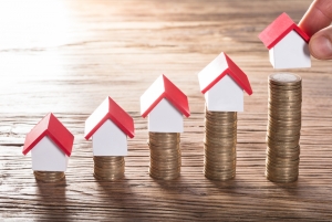 Remortgage Activity Strong in May whilst New Home Buyer Lending Falls Remortgage Activity Strong in May whilst New Home Buyer Lending Falls