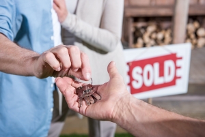 House Prices Decline but Home Buyers Could Remain Focused on Housing Market